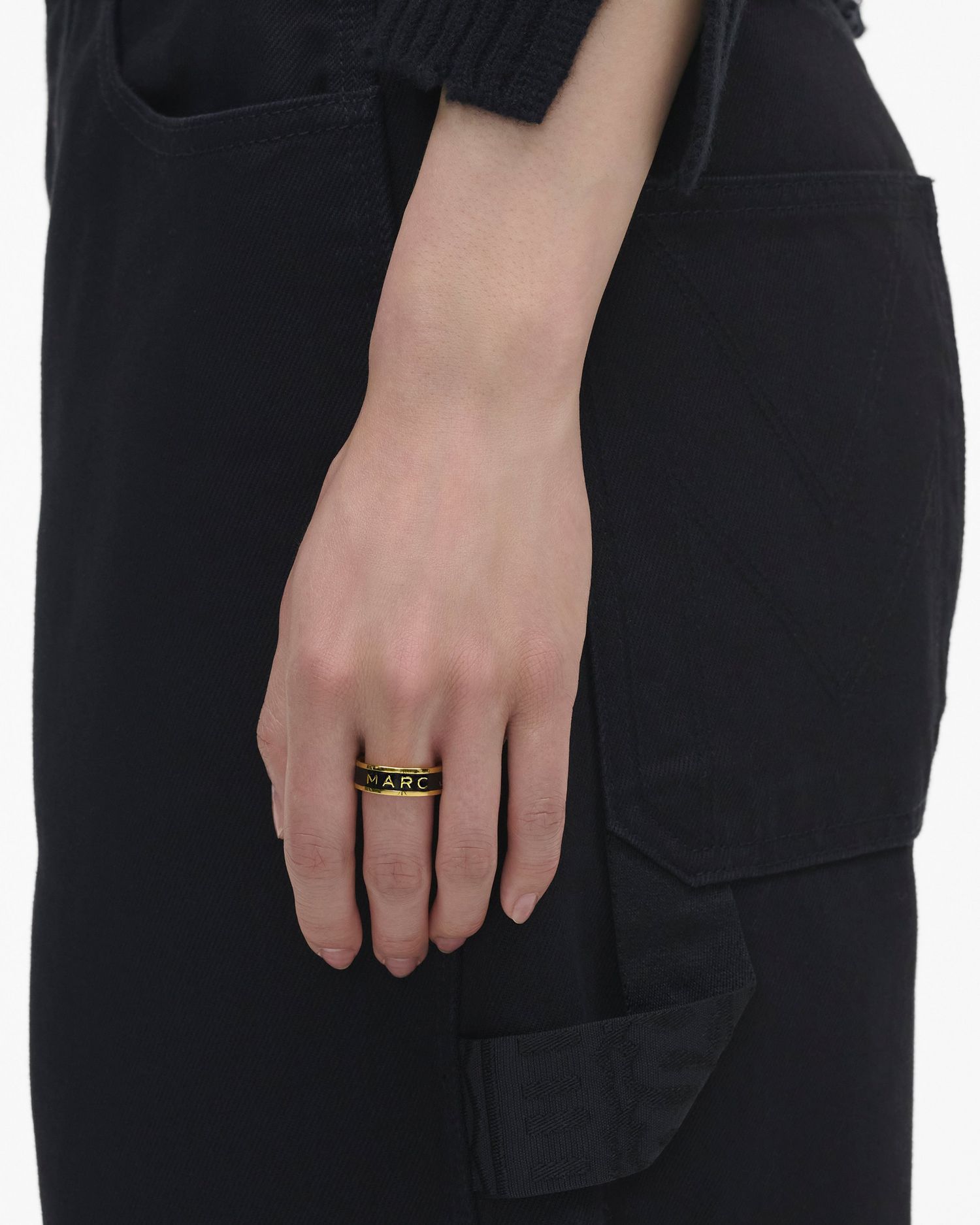 The Marc Jacobs Enamel Ring | Marc Jacobs Outlet