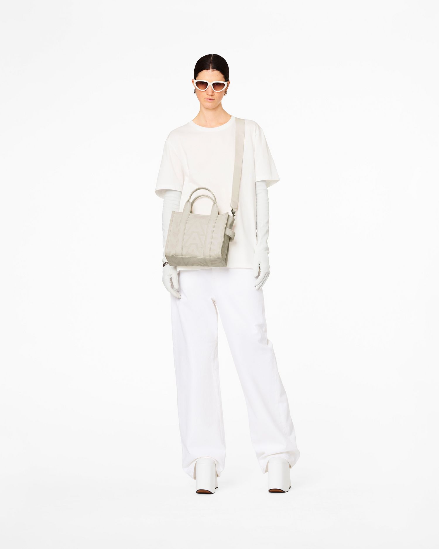The Outline Monogram Small Tote Bag | Marc Jacobs Outlet