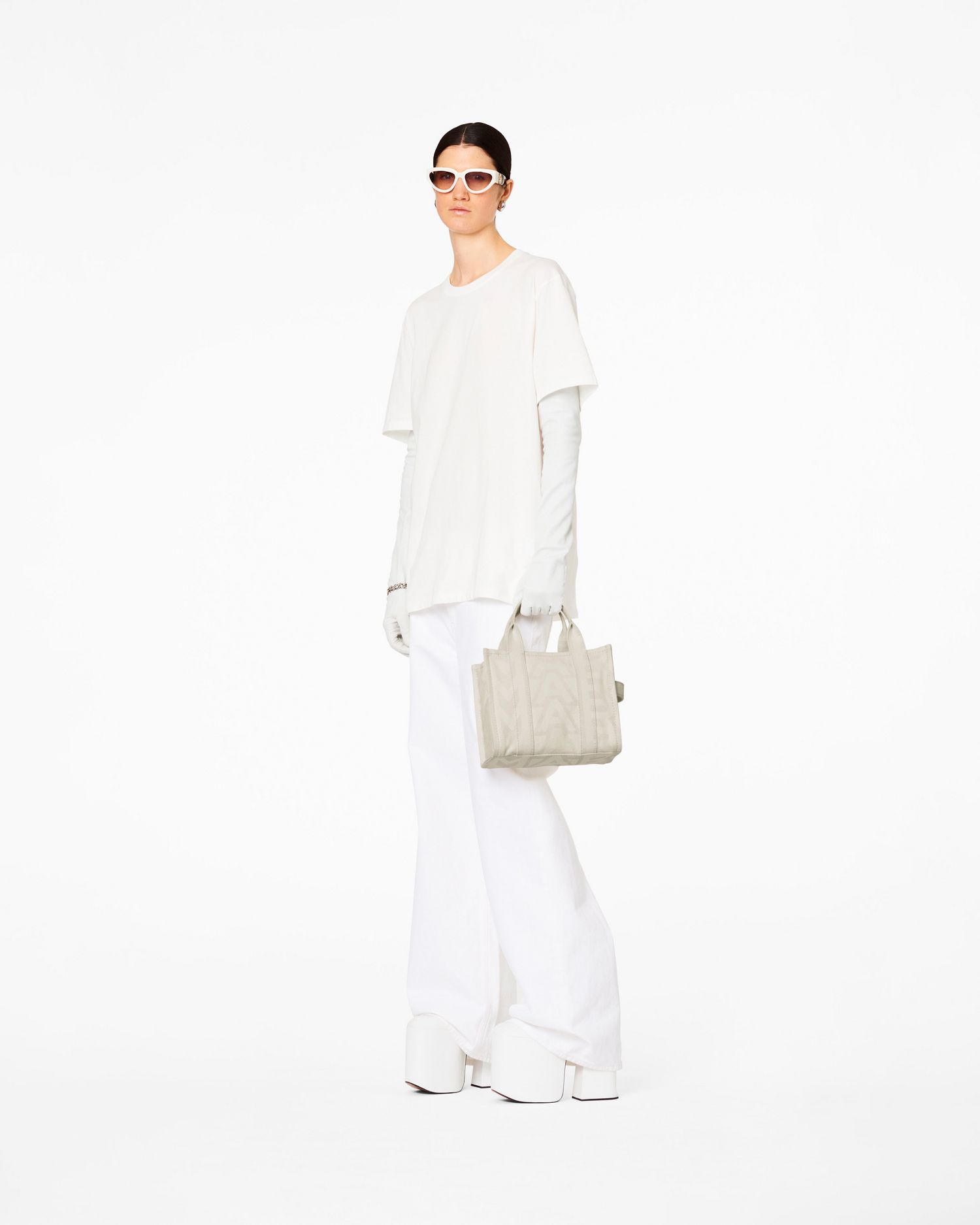 The Outline Monogram Small Tote Bag | Marc Jacobs Outlet