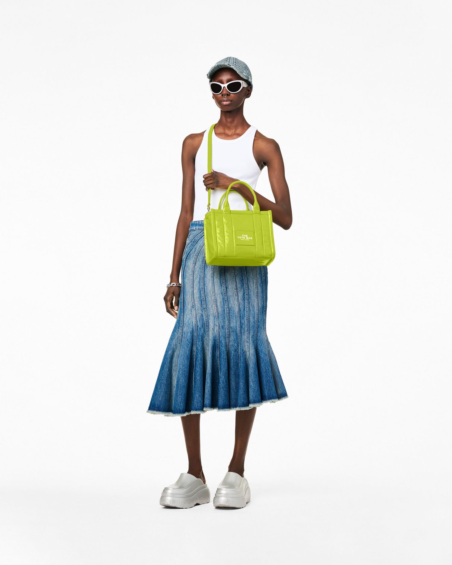 The Shiny Crinkle Leather Small Tote | Marc Jacobs Outlet