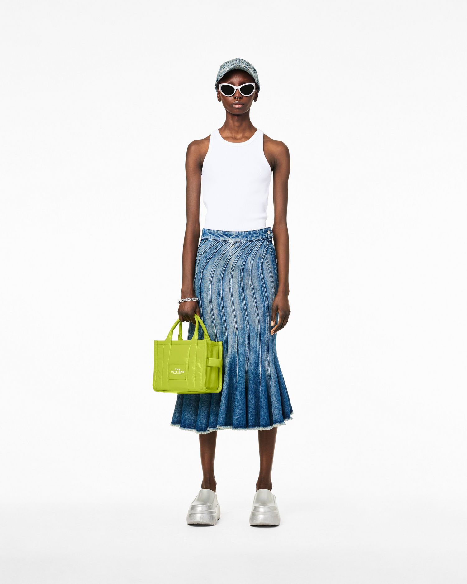 The Shiny Crinkle Leather Small Tote | Marc Jacobs Outlet