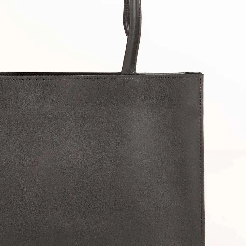 Penduy Black Tote Bag
