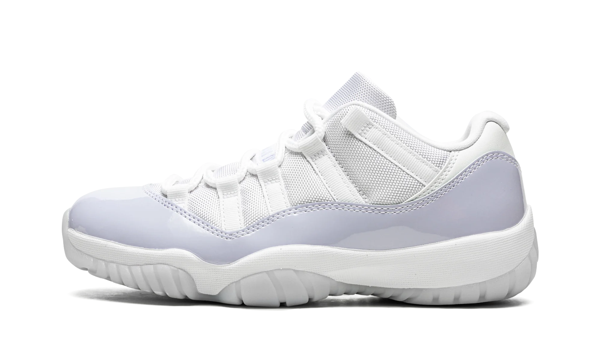 AIR JORDAN 11 LOW WMNS