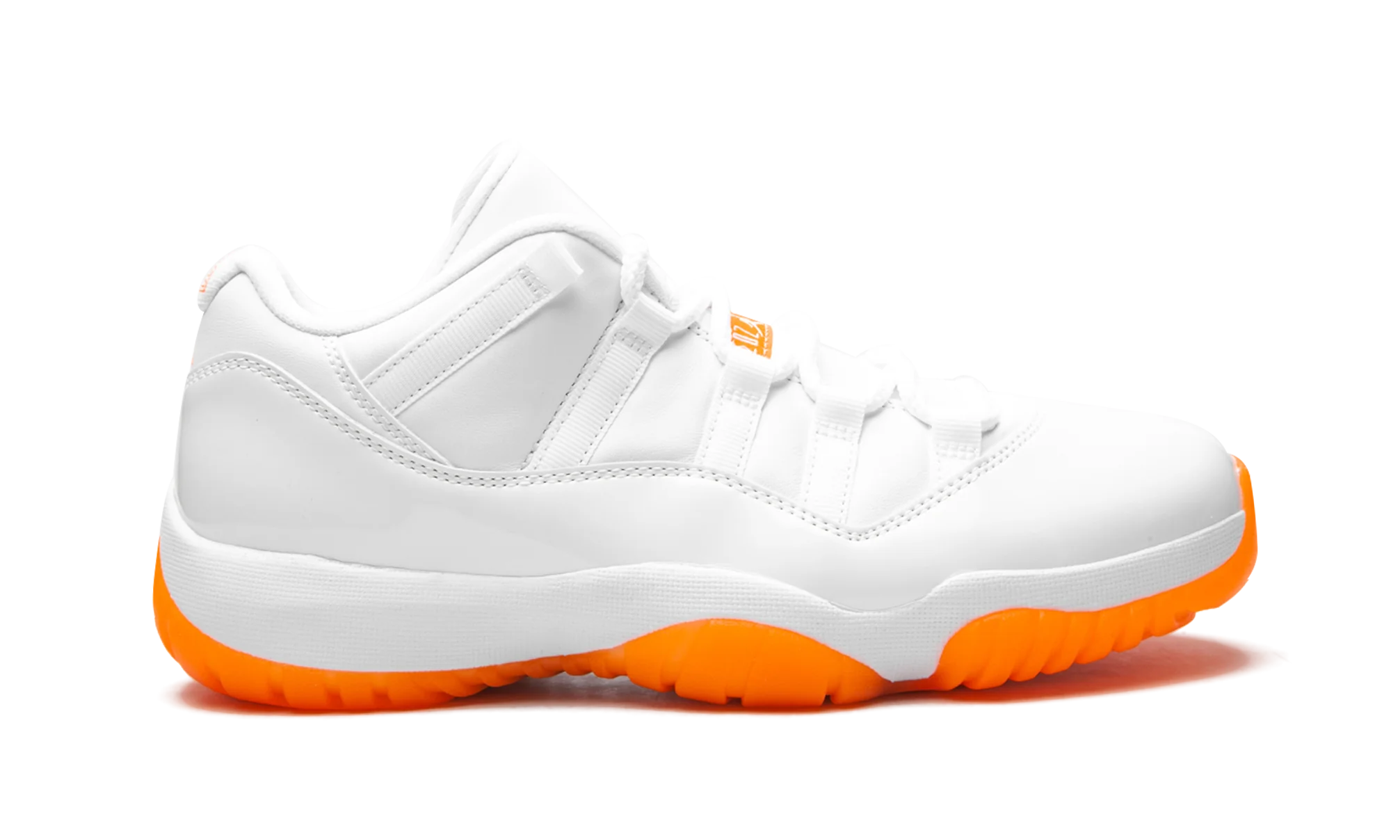 AIR JORDAN 11 LO WMNS 