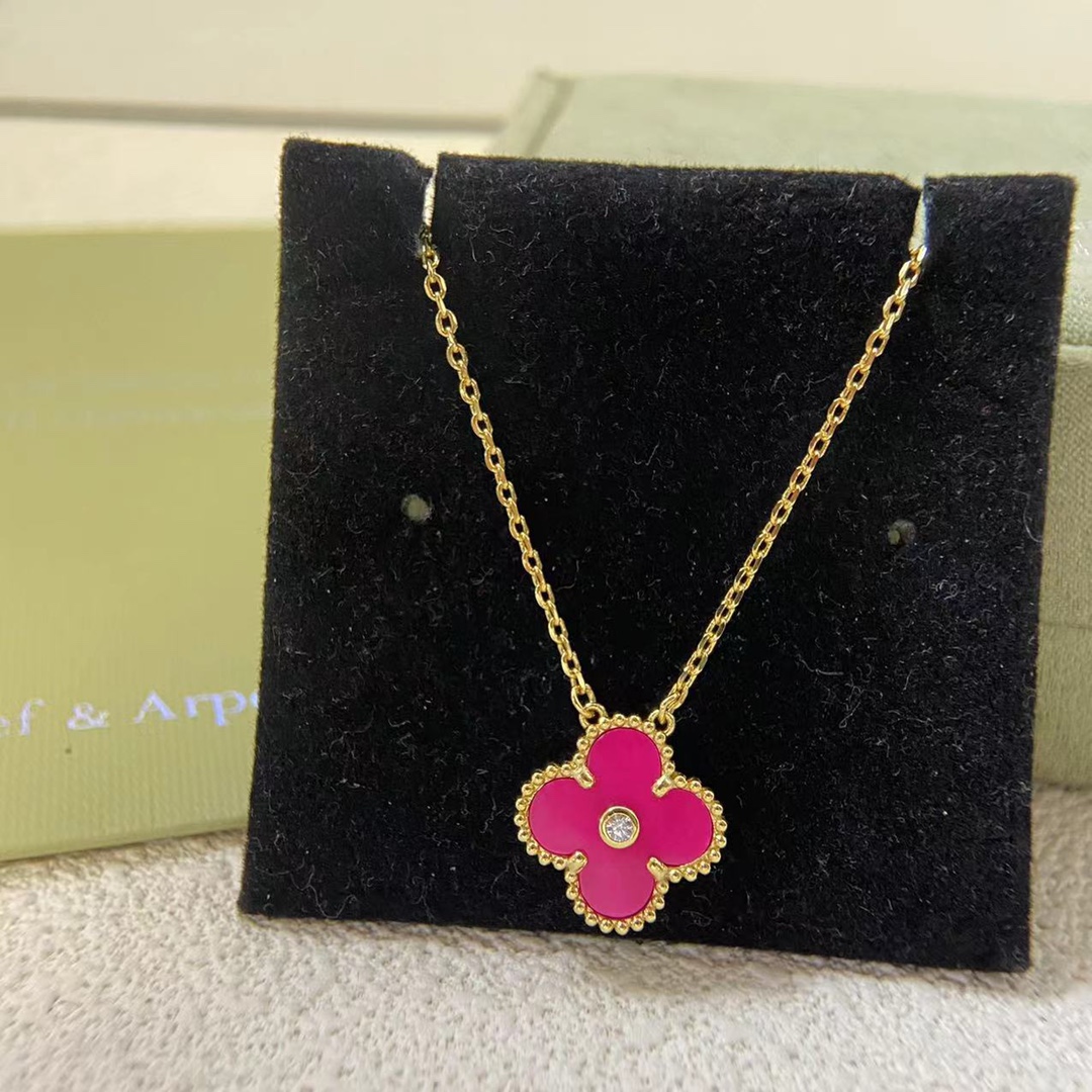replica Van Cleef & Arpels Diamond Rose Red Vintage Alhambra Pendant Necklace - H Lin Jewelry