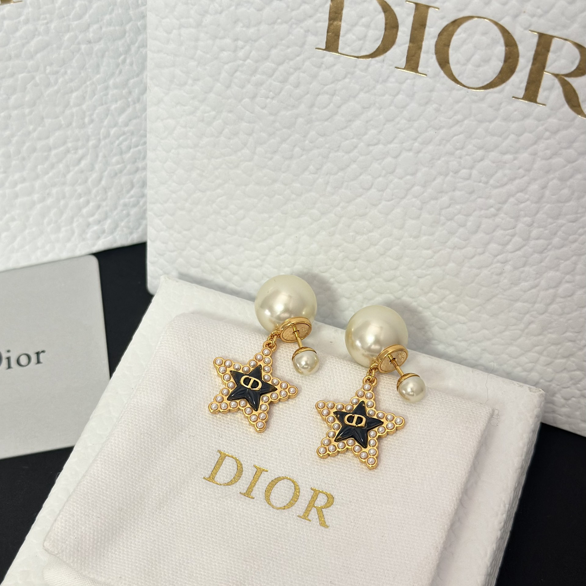 replica Dior Black Star Pearl Earrings - H Lin Jewelry