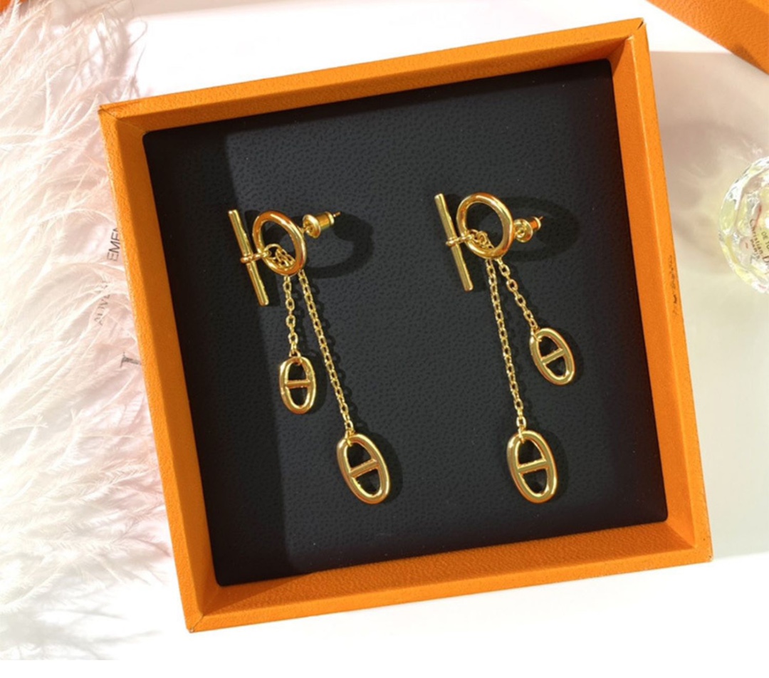 replica Hermes Pig Nose Tassel Earrings - H Lin Jewelry