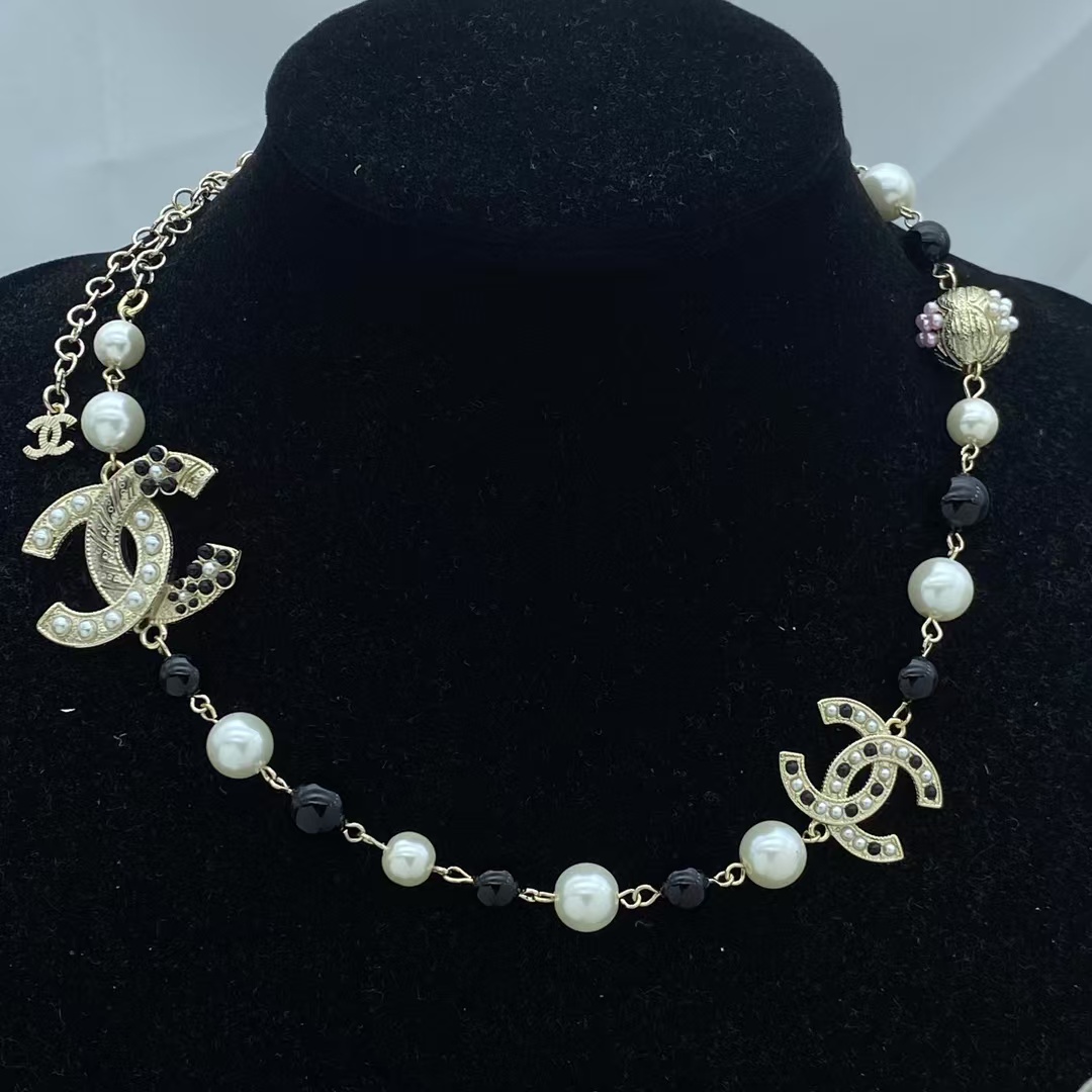 replica Chanel Personality Black Bead and Pearl Necklace - H Lin Jewelry