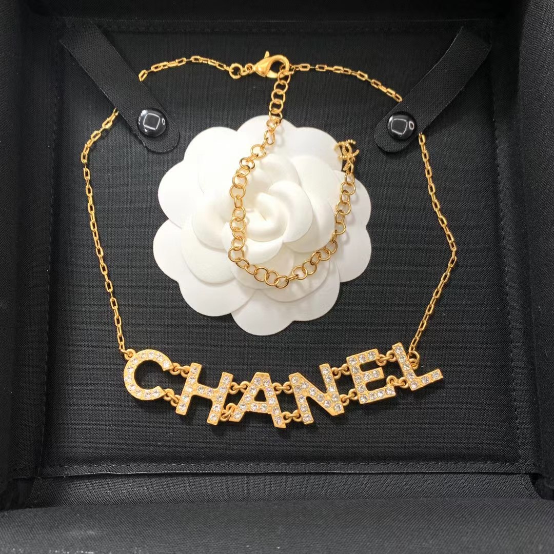 replica Chanel Gold Color Letter Pendant Necklace - H Lin Jewelry