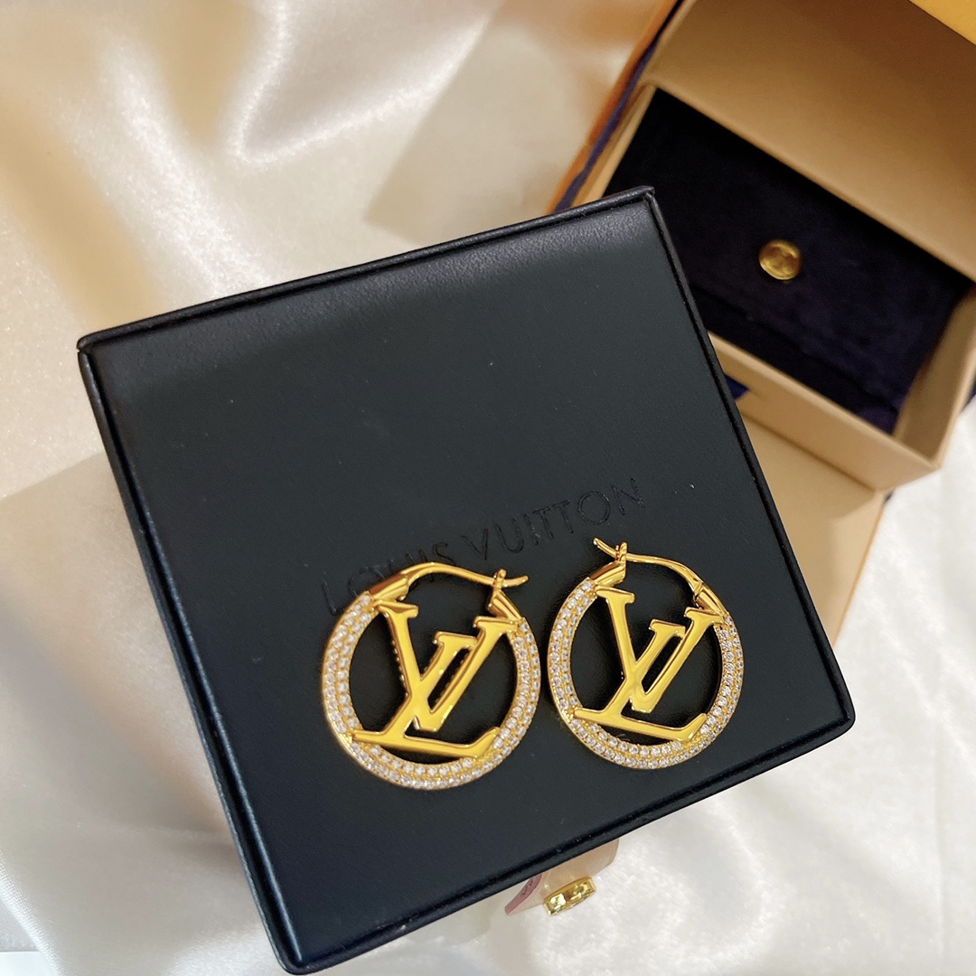 replica Louis Vuitton Letter Round Stud Earrings - H Lin Jewelry