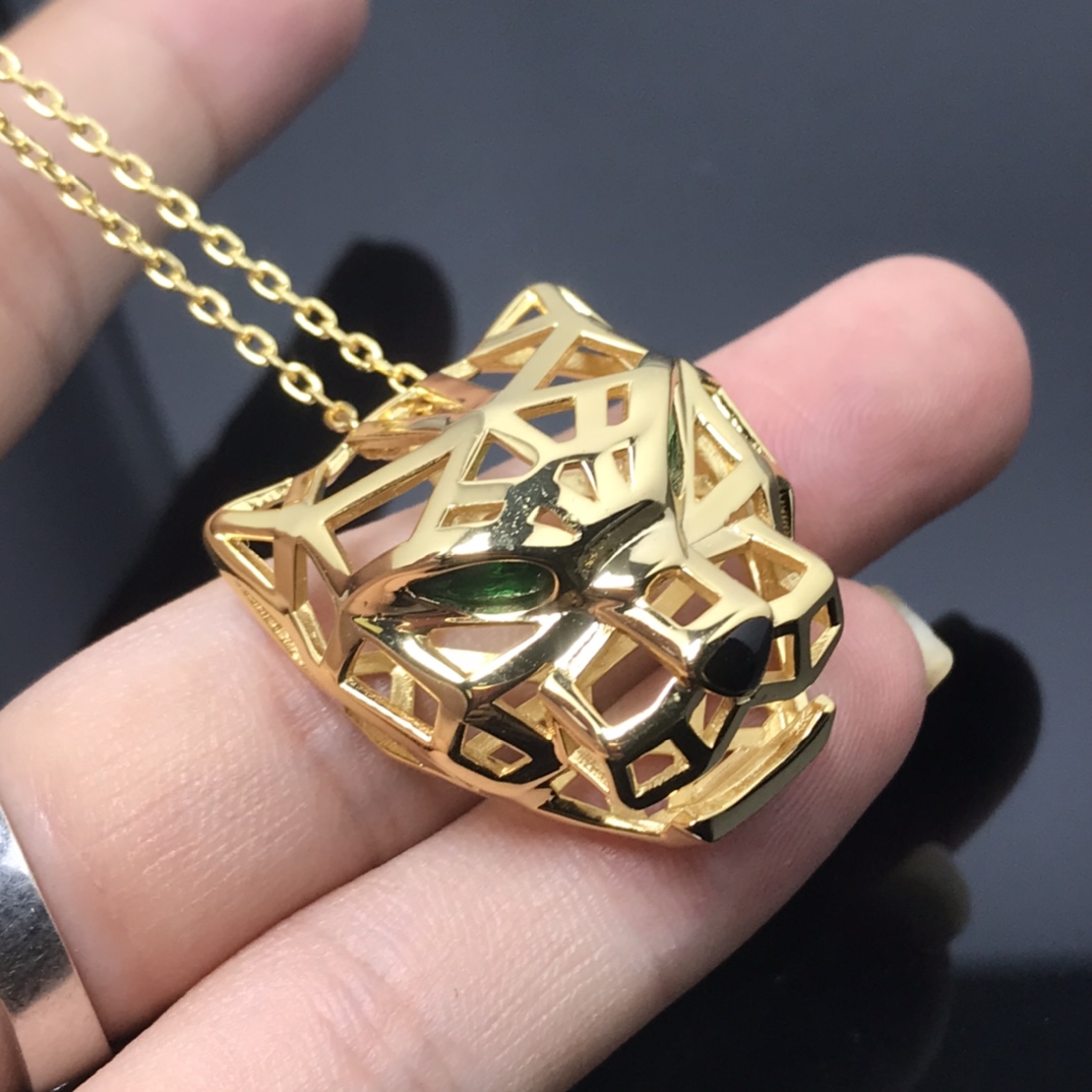 replica Cartier Leopard Panthère de Pendant Necklace - H Lin Jewelry