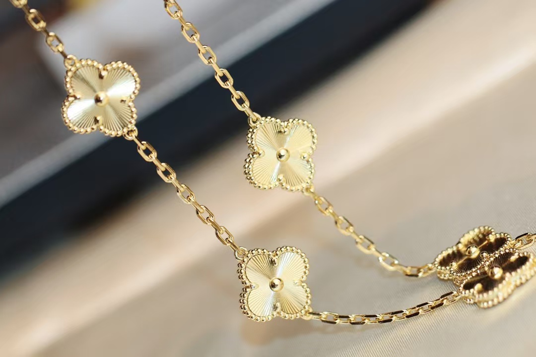 replica Van Cleef & Arpels Vintage Alhambra Necklace, 10 Motifs - H Lin Jewelry