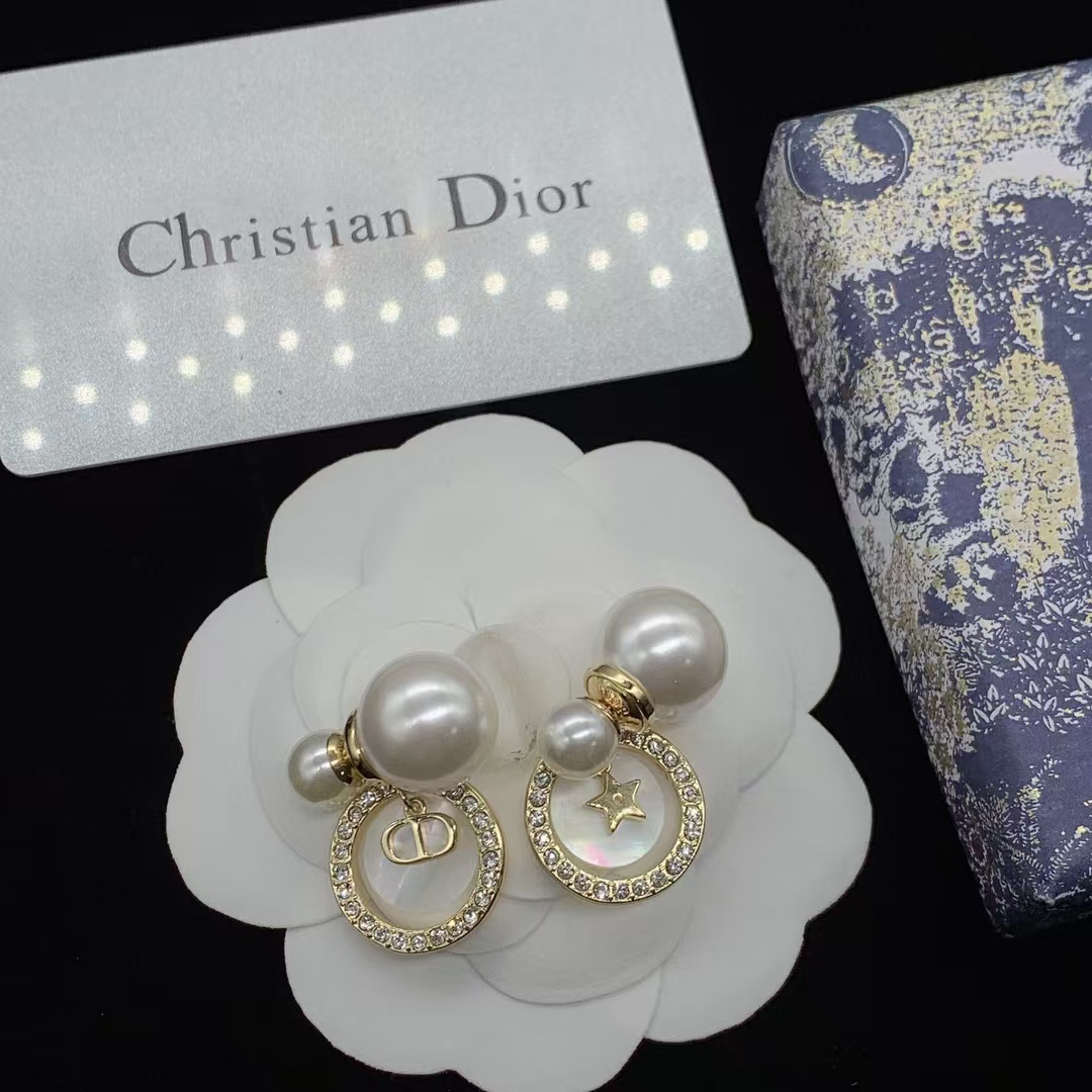 replica Dior Asymmetric Drop Charms Pearl Earrings - H Lin Jewelry