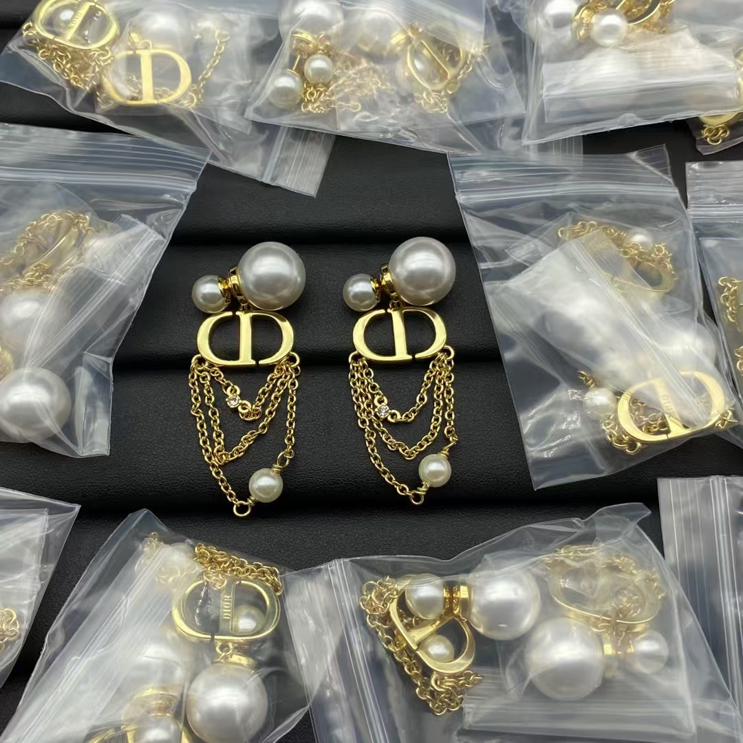 replica Dior Multi Layers Chain Dangle Pearl Earrings - H Lin Jewelry