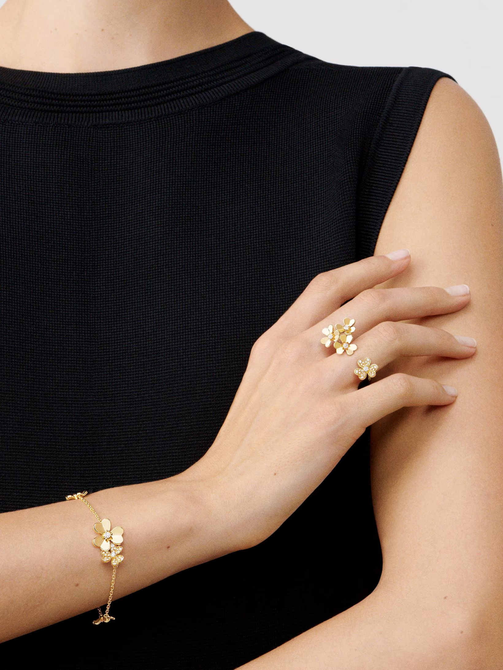 replica Van Cleef & Arpels Frivole Between the Finger Ring - H Lin Jewelry