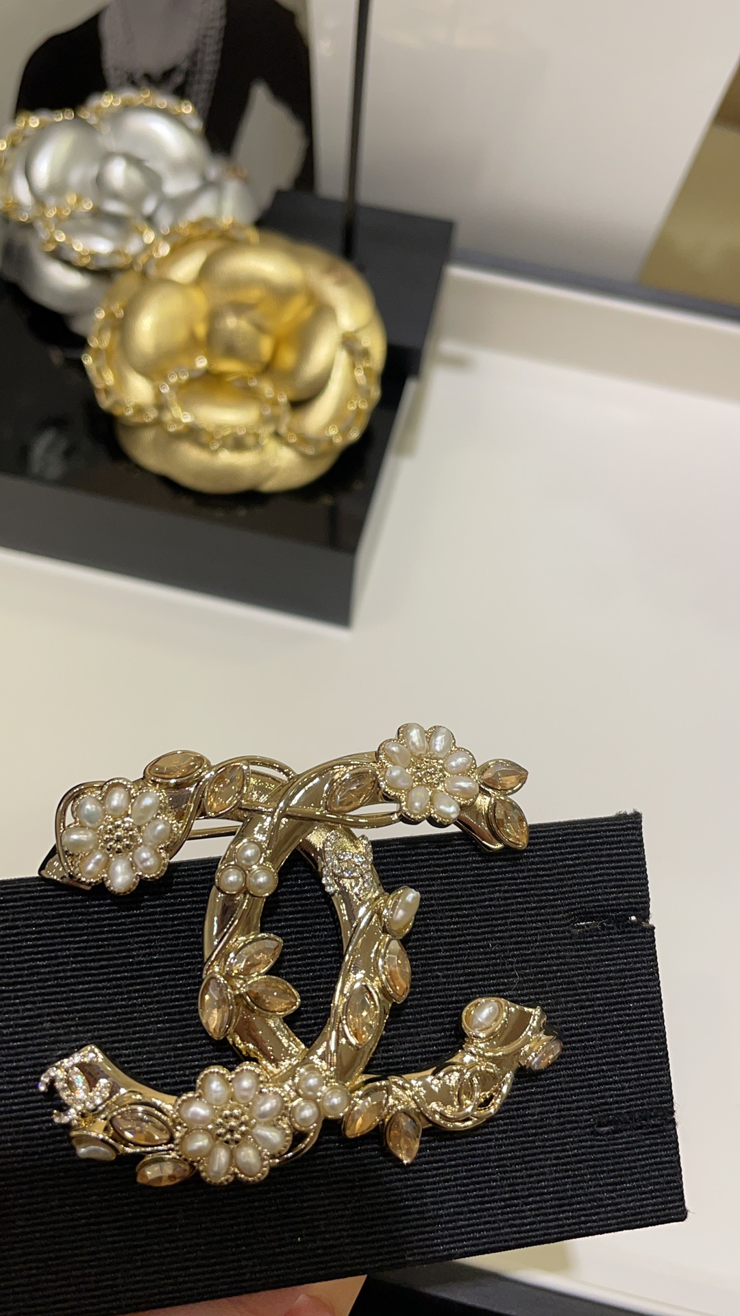 replica Chanel Weath Flower Vine CC Brooch - H Lin Jewelry