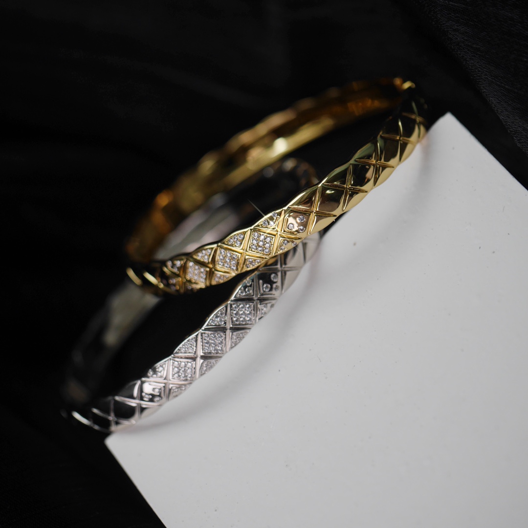 replica Chanel Diamond Coco Crush Bangle Bracelet - Wide Version - H Lin Jewelry