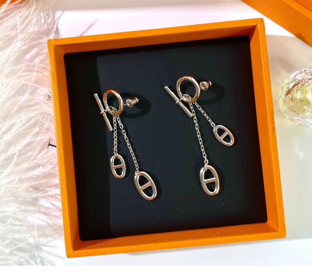 replica Hermes Pig Nose Tassel Earrings - H Lin Jewelry