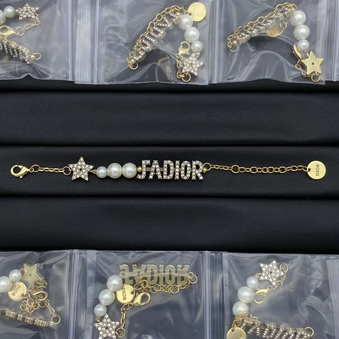 replica Dior JADIOR Pearls Star Bracelet - H Lin Jewelry