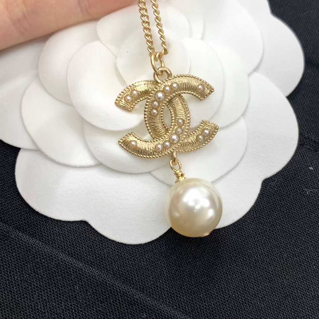 replica Chanel Sweater Double C Pearl Dangle Necklace - H Lin Jewelry