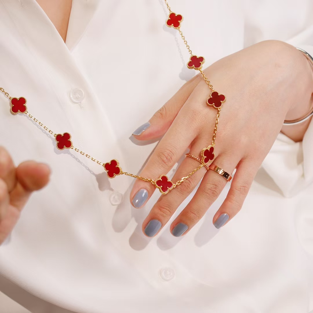 replica Van Cleef & Arpels Vintage Alhambra Long Necklace, 20 Motifs - H Lin Jewelry