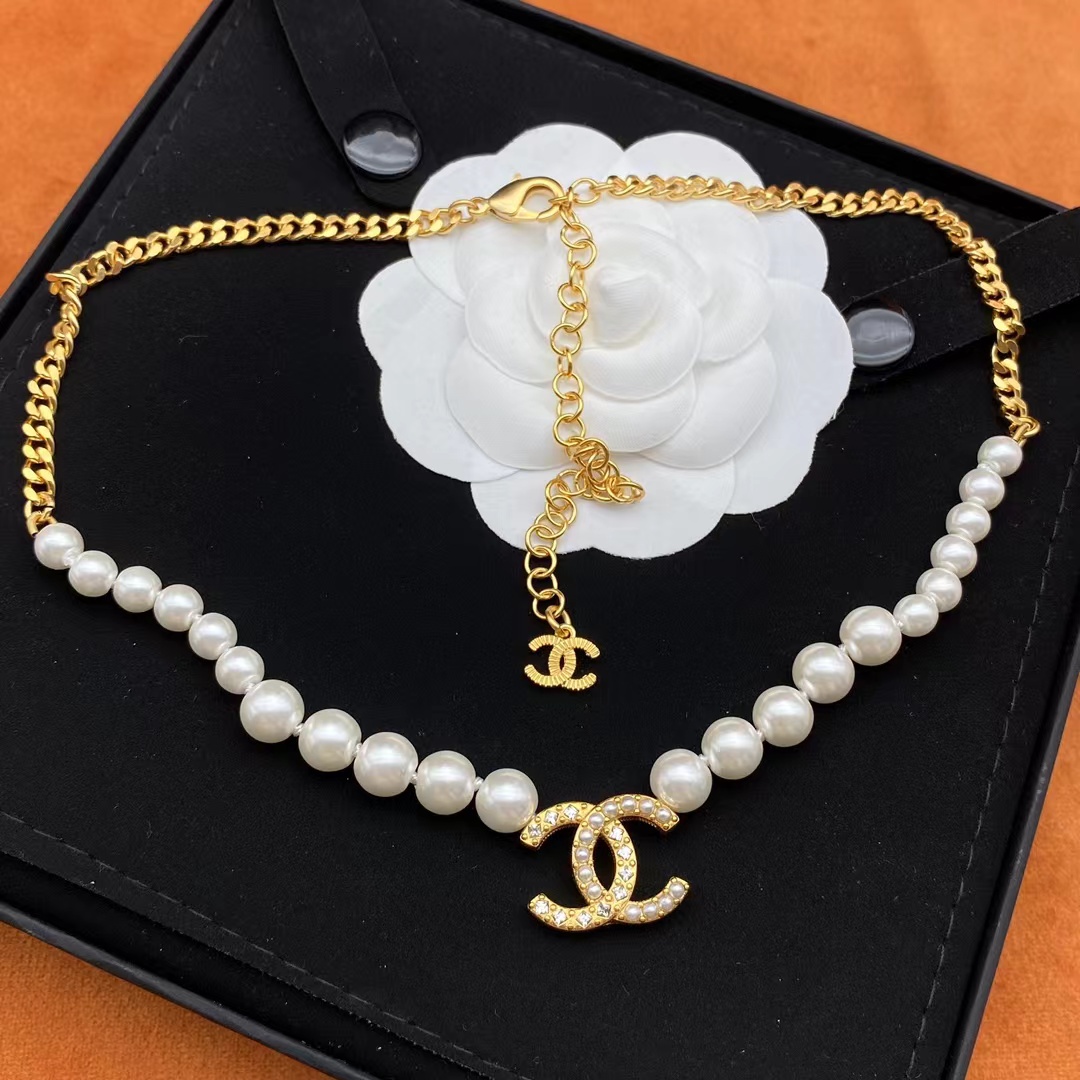 replica Chanel Half Pearl Half Chain Double C Pendant Necklace - H Lin Jewelry
