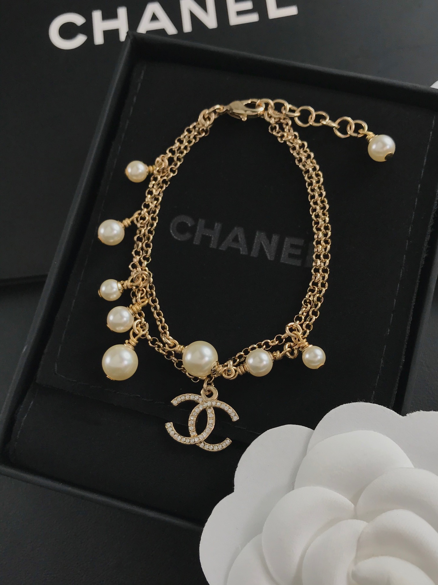 replica Chanel Dainty Two Layers Chain Pearl Bracelet - H Lin Jewelry