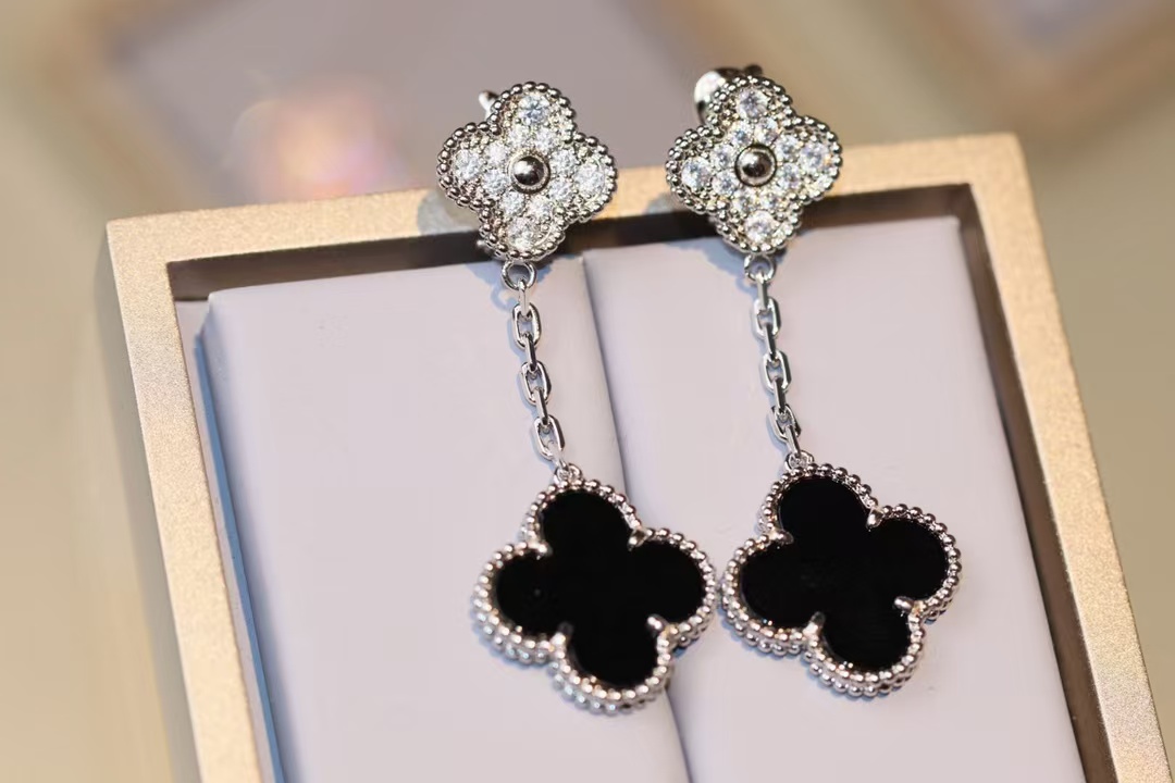 replica Van Cleef & Arpels Magic Alhambra Earrings, 2 Motifs - H Lin Jewelry