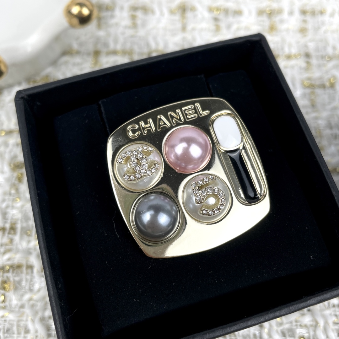 replica Chanel Eyeshadow Palette Brooch - H Lin Jewelry