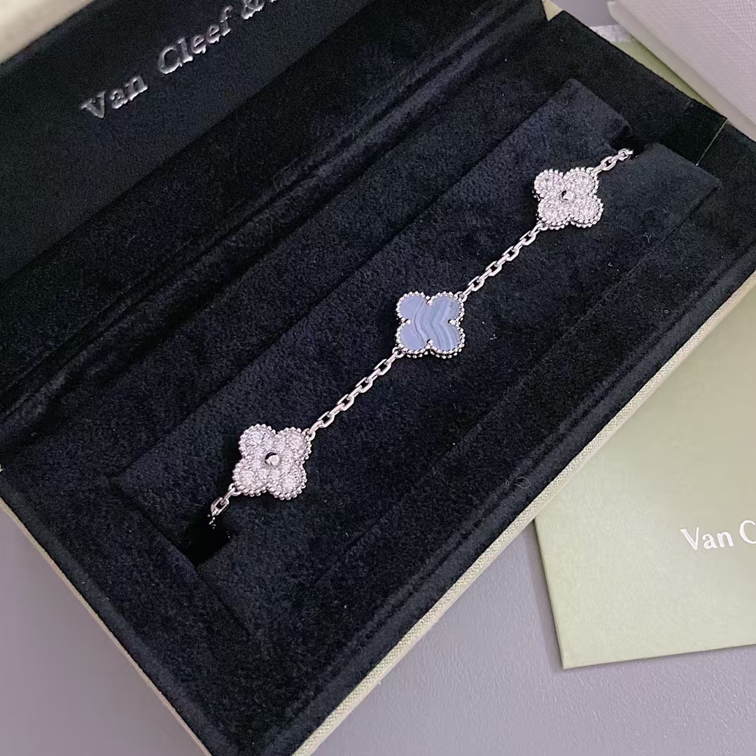 replica Van Cleef & Arpels Vintage Alhambra Bracelet 5 Motifs - H Lin Jewelry