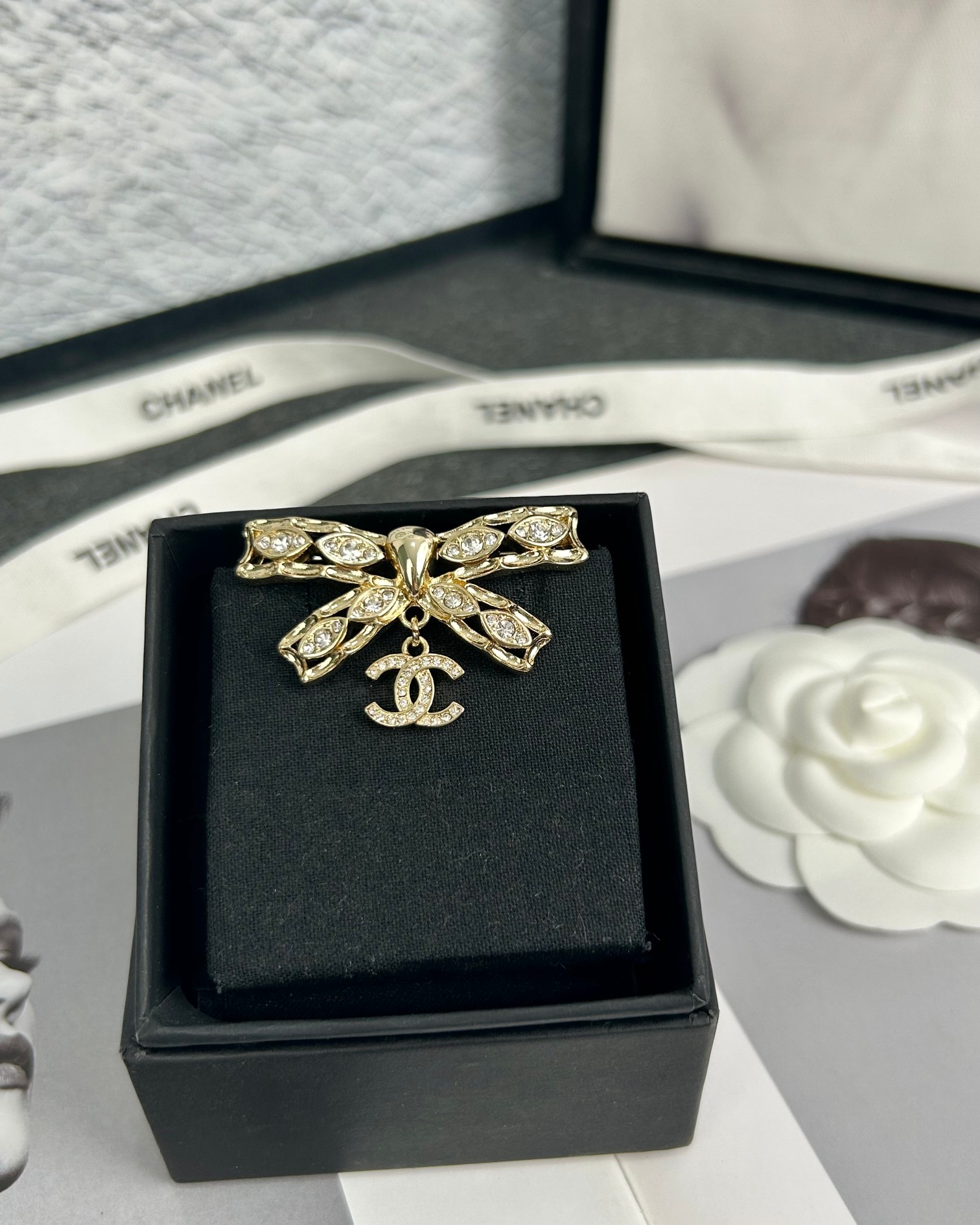 replica Chanel Bow Knot Brooch - H Lin Jewelry