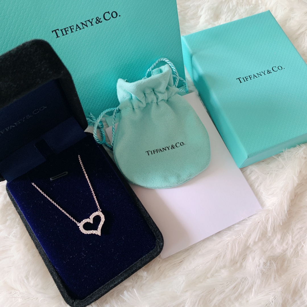 replica Tiffany Medium Full Diamond Love Heart Pendant Necklace - H Lin Jewelry