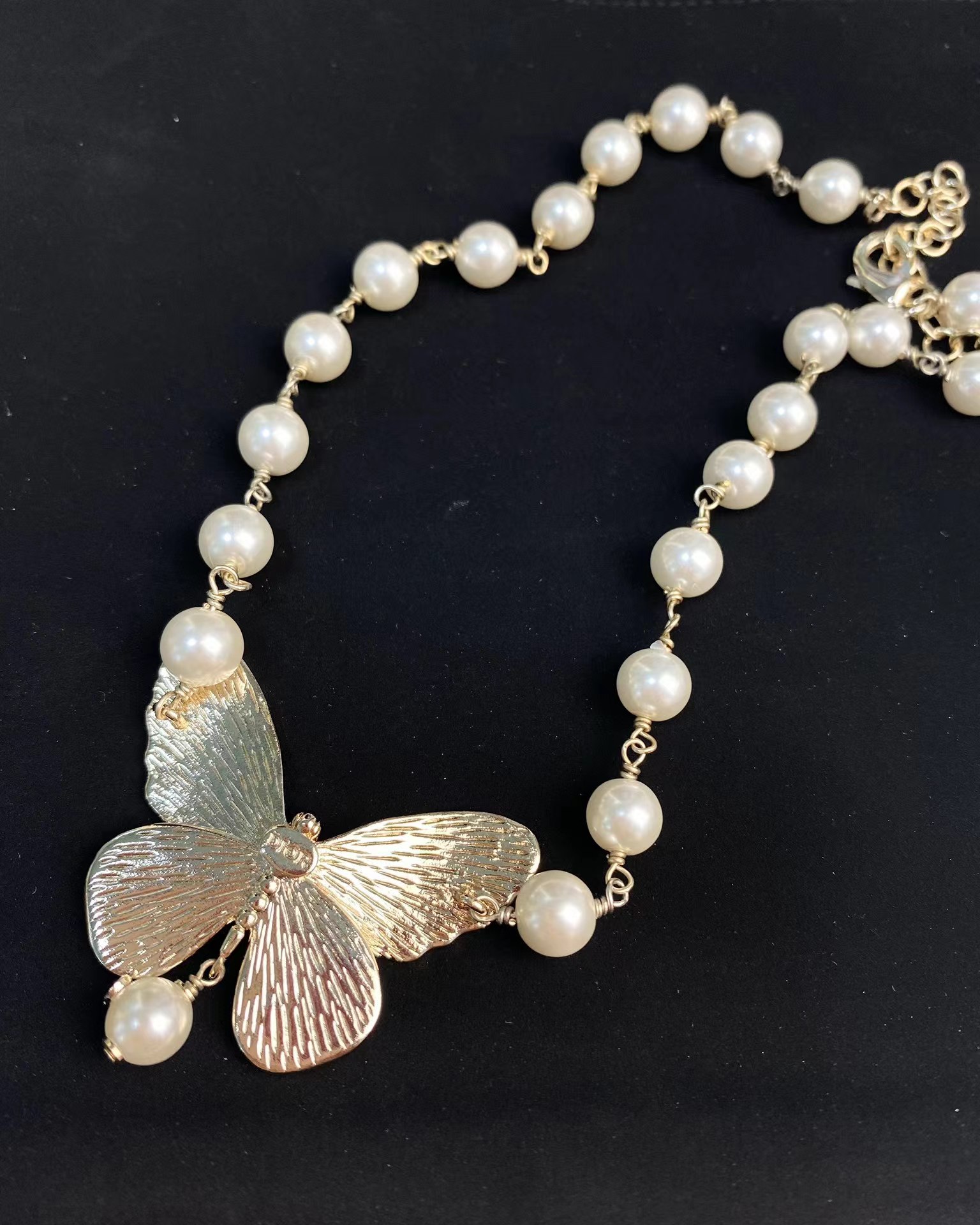replica Dior Butterfly Pearl Necklace - H Lin Jewelry