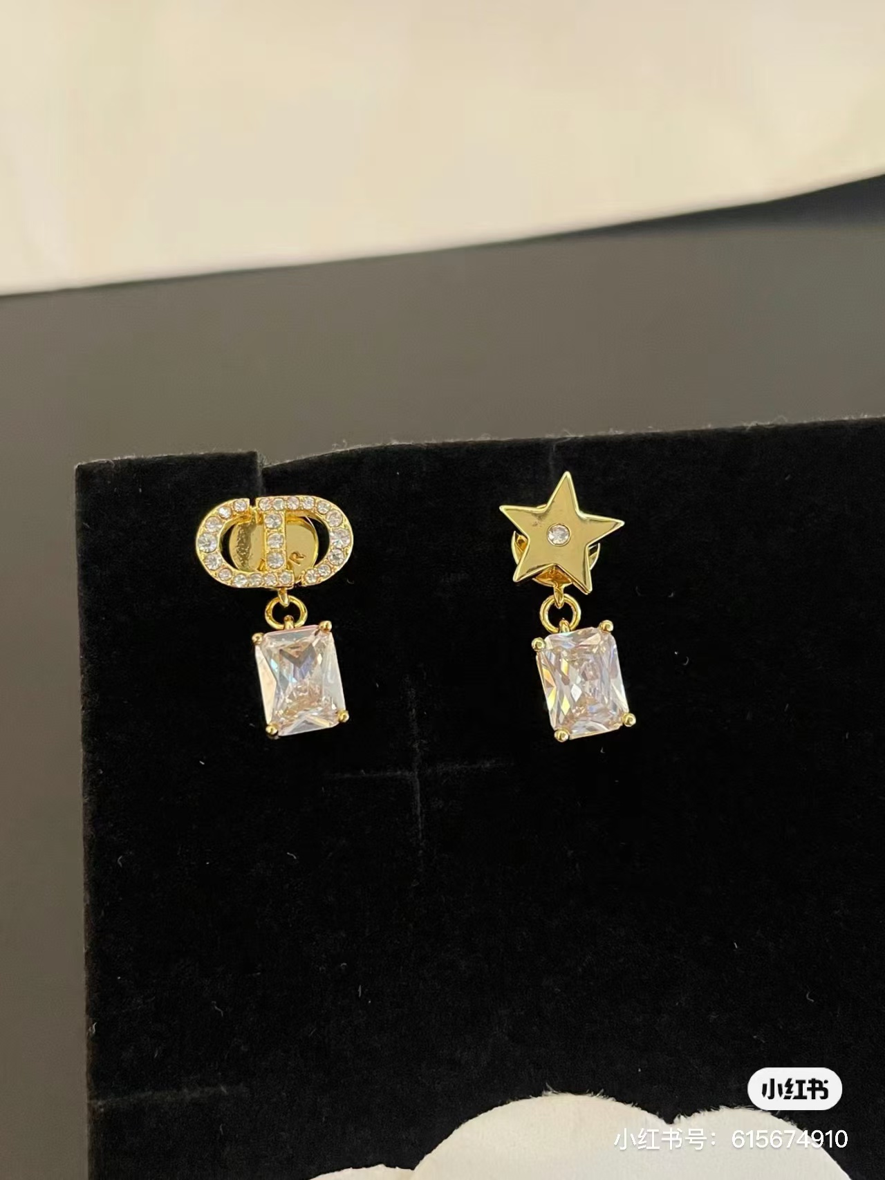 replica Dior Asymmetric Star Earrings - H Lin Jewelry