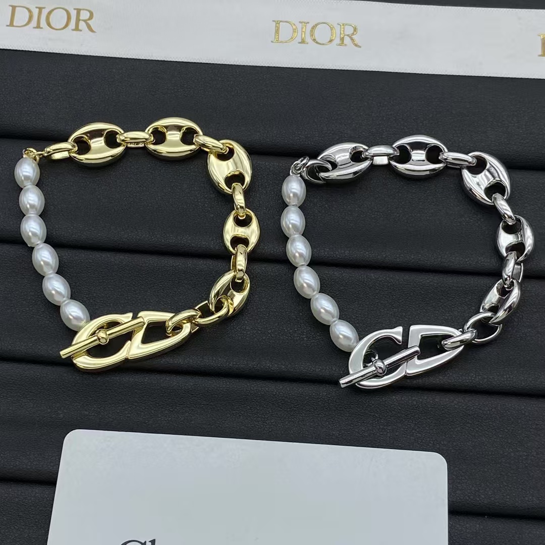replica Dior Pearl and Chain Bracelet - H Lin Jewelry