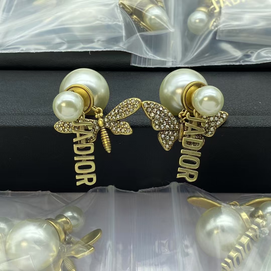 replica Dior Butterfly JADIOR Pearl Earrings - H Lin Jewelry