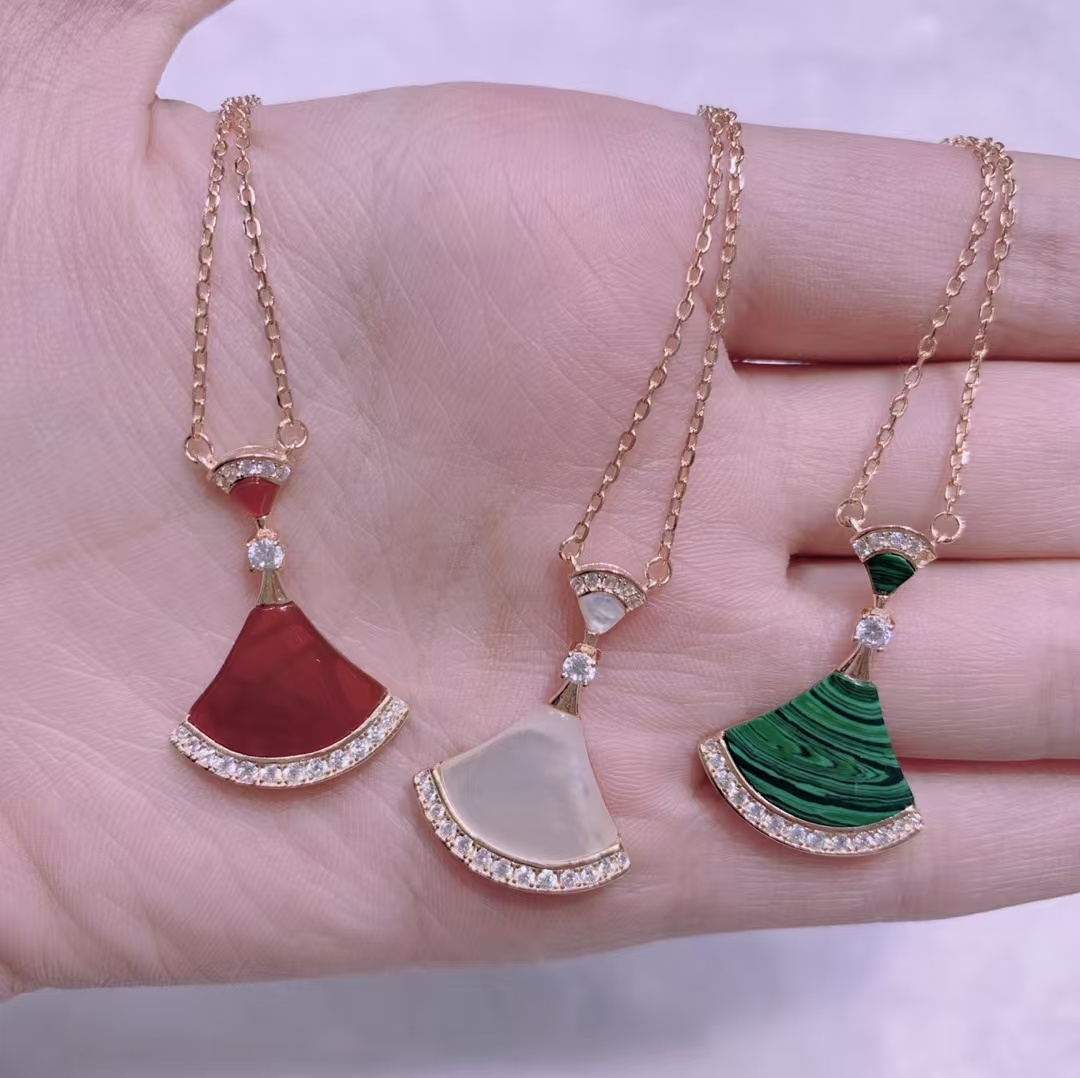 replica Bvlgari Divas' Dream Necklace - H Lin Jewelry