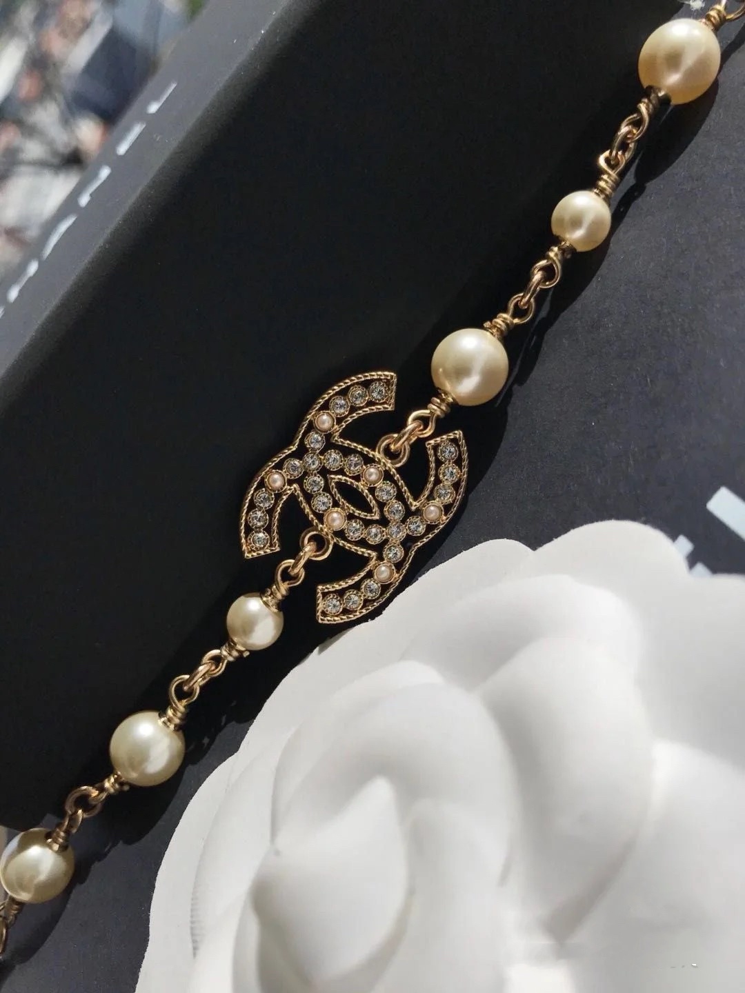 replica Chanel Hollow CC Diamond Paved Pearl Chain Bracelet - H Lin Jewelry