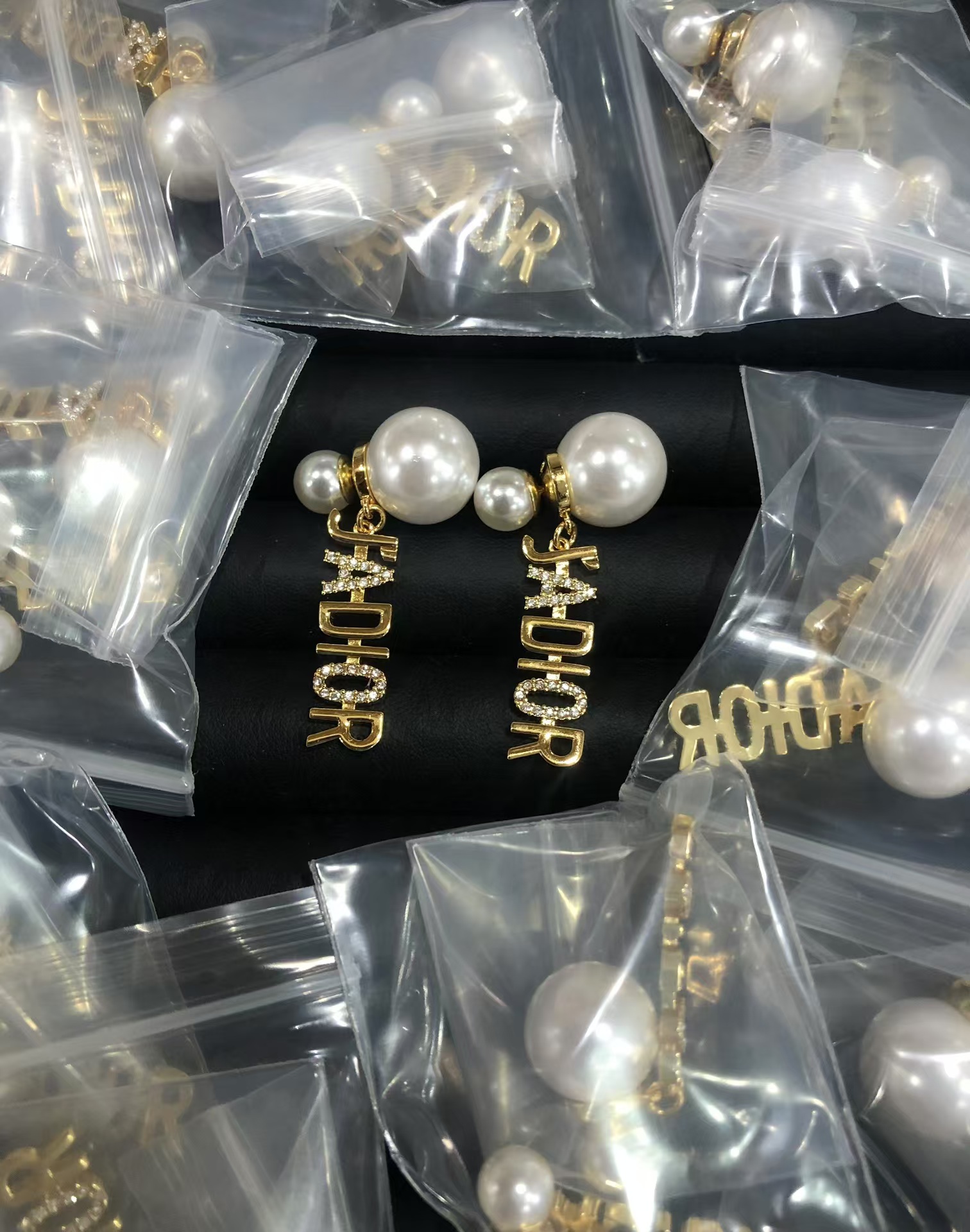 replica Dior JADIOR Front Back Pearl Earrings - H Lin Jewelry