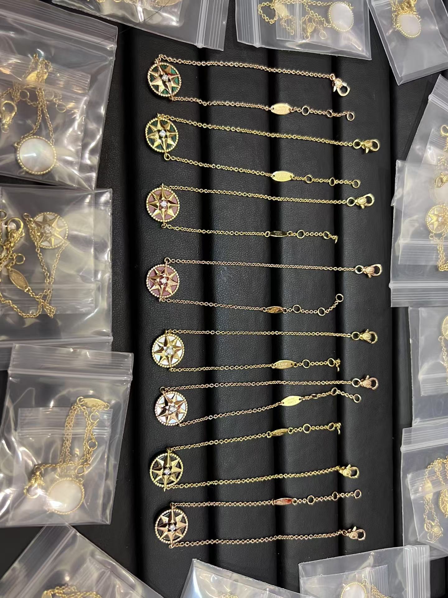 replica Dior Single Rose Des Vents Bracelet - H Lin Jewelry