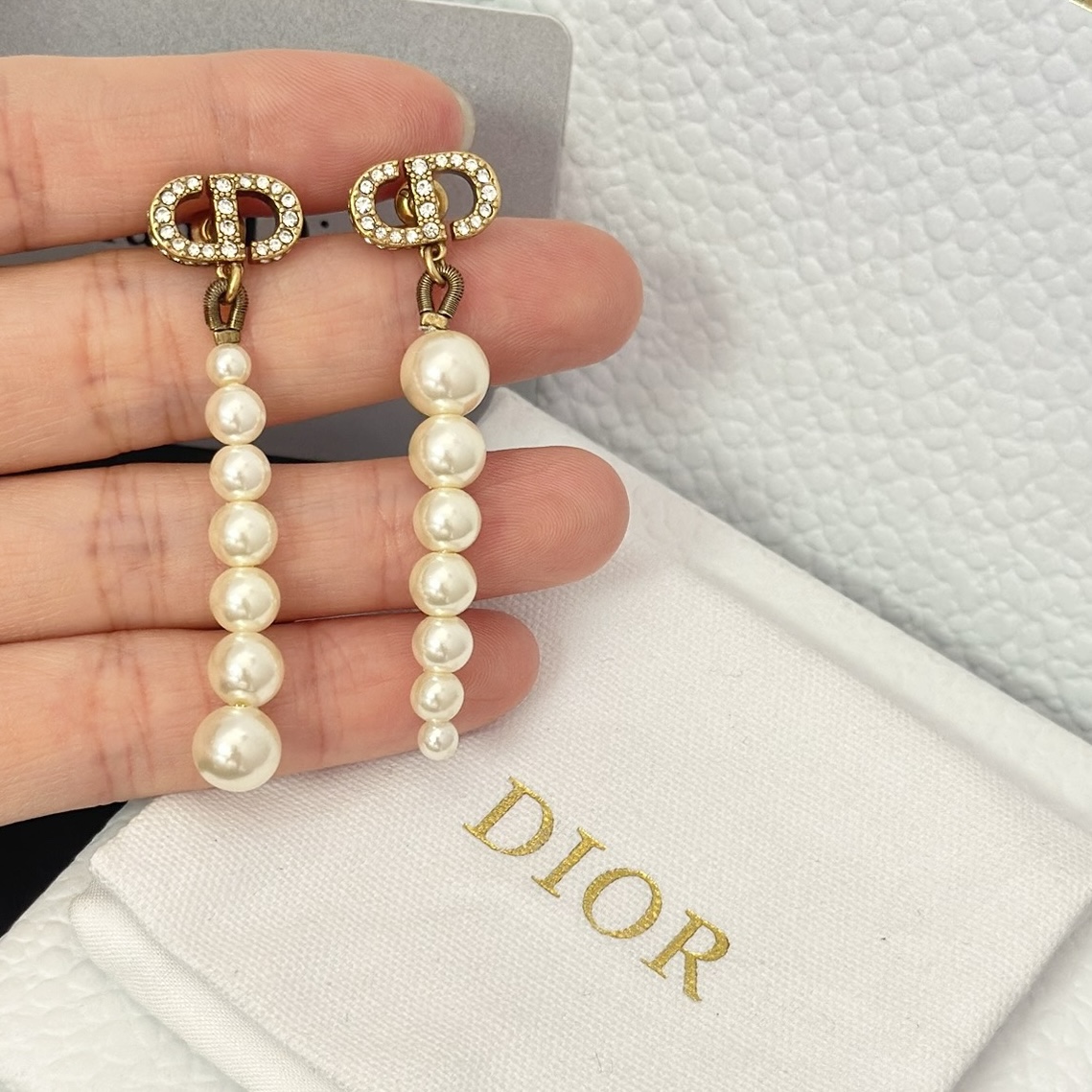 replica Dior Asymmetric Tassel Pearl Earrings - H Lin Jewelry