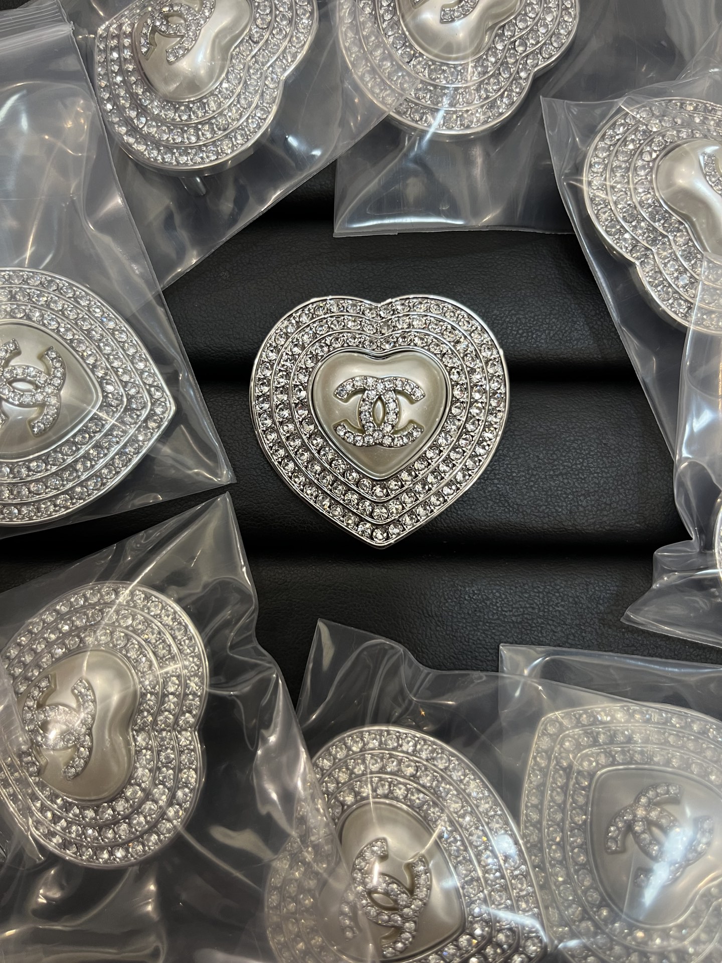 replica Chanel Diamond Around White Heart Brooch - H Lin Jewelry