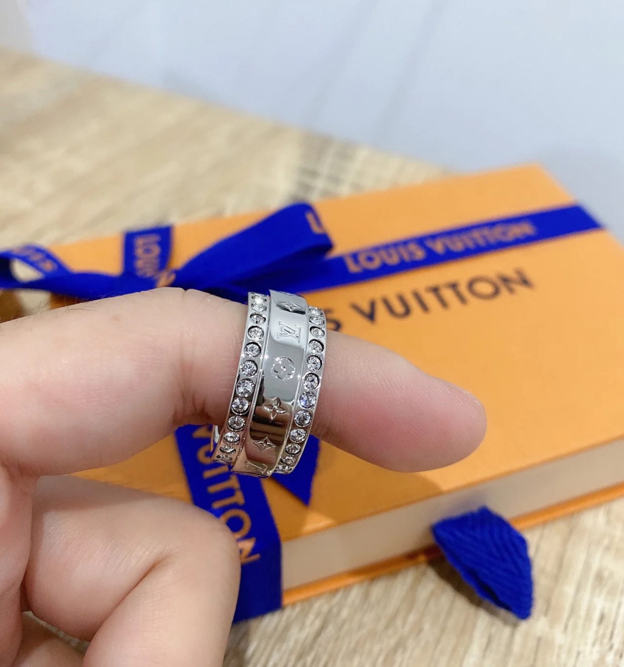 replica Louis Vuitton Diamond Wrap Wide Monogram Ring - H Lin Jewelry