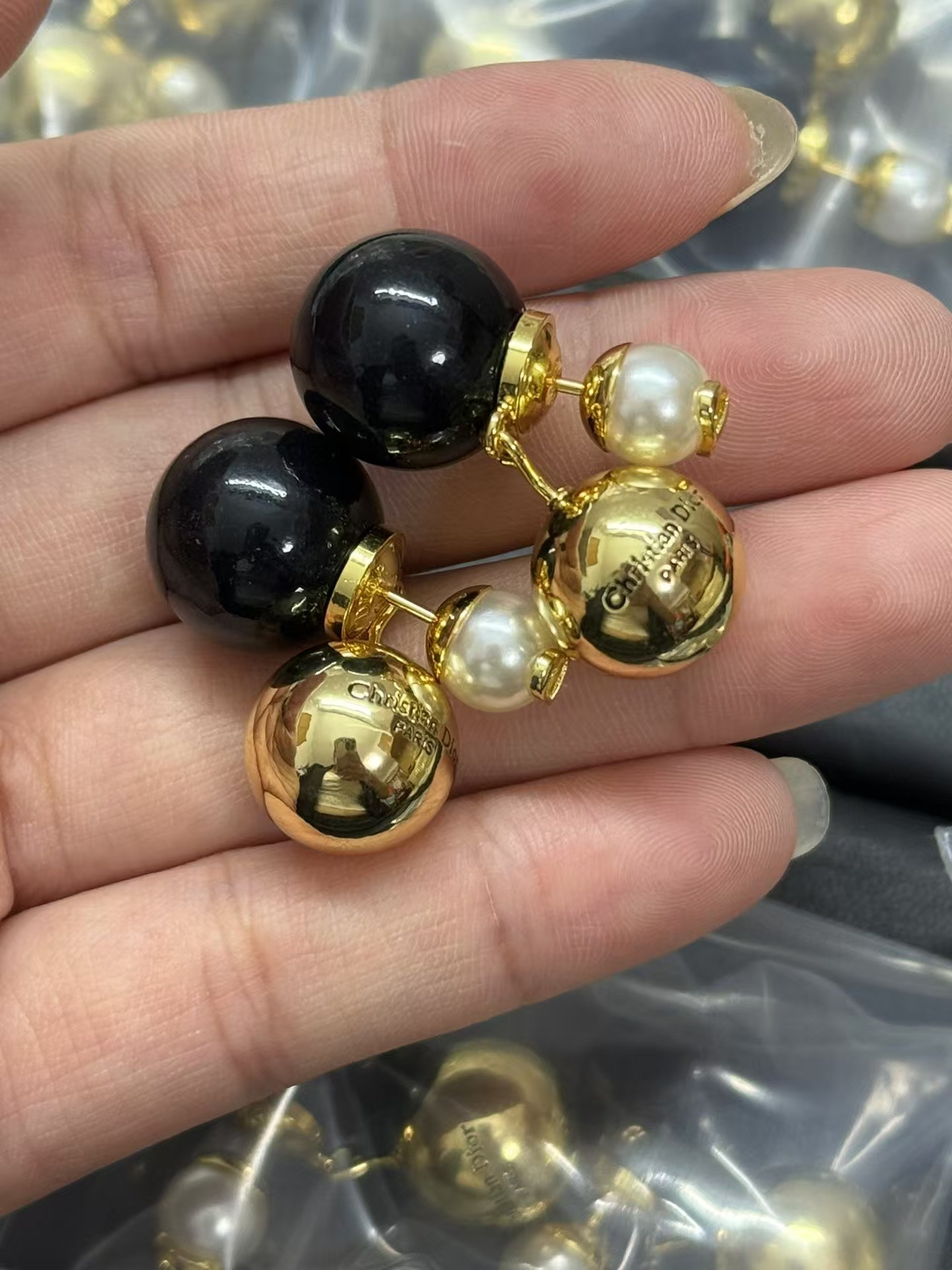 replica Dior Black Pearl Earrings - H Lin Jewelry