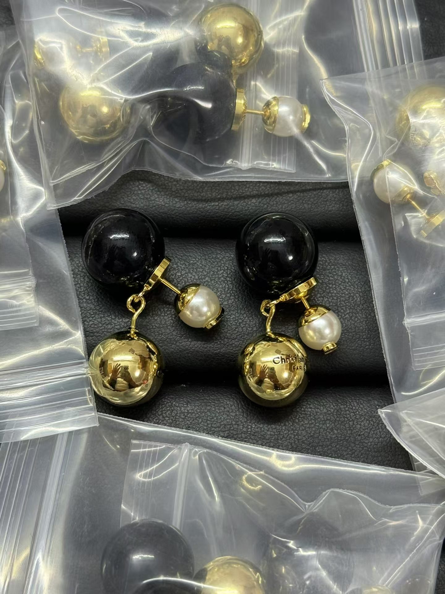 replica Dior Black Pearl Earrings - H Lin Jewelry