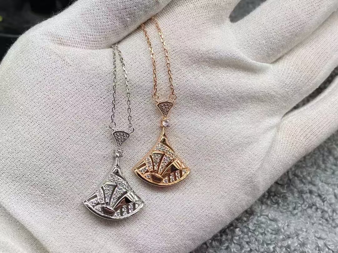 replica Bvlgari Divas' Dream Necklace - H Lin Jewelry