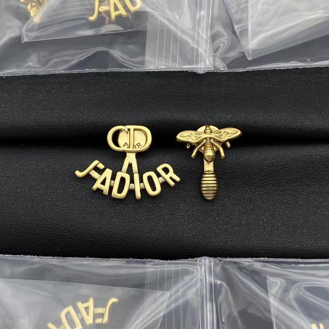 replica Dior Asymmetric JADIOR Bee Earrings - H Lin Jewelry