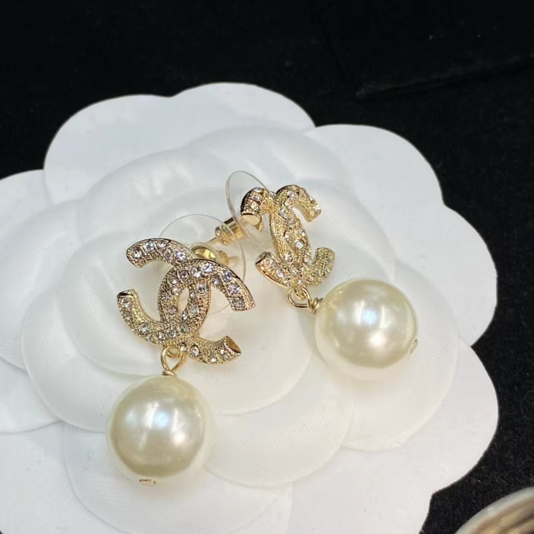 replica Chanel Classic Pearl Dangle Earrings - H Lin Jewelry