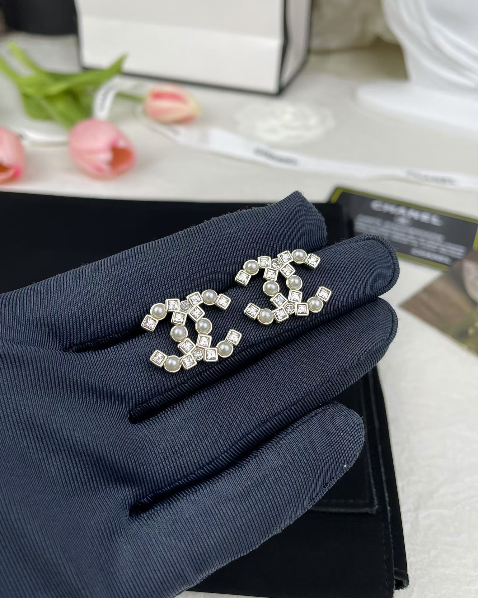 replica Chanel Pearl and Diamond Paved Earring Stud - H Lin Jewelry