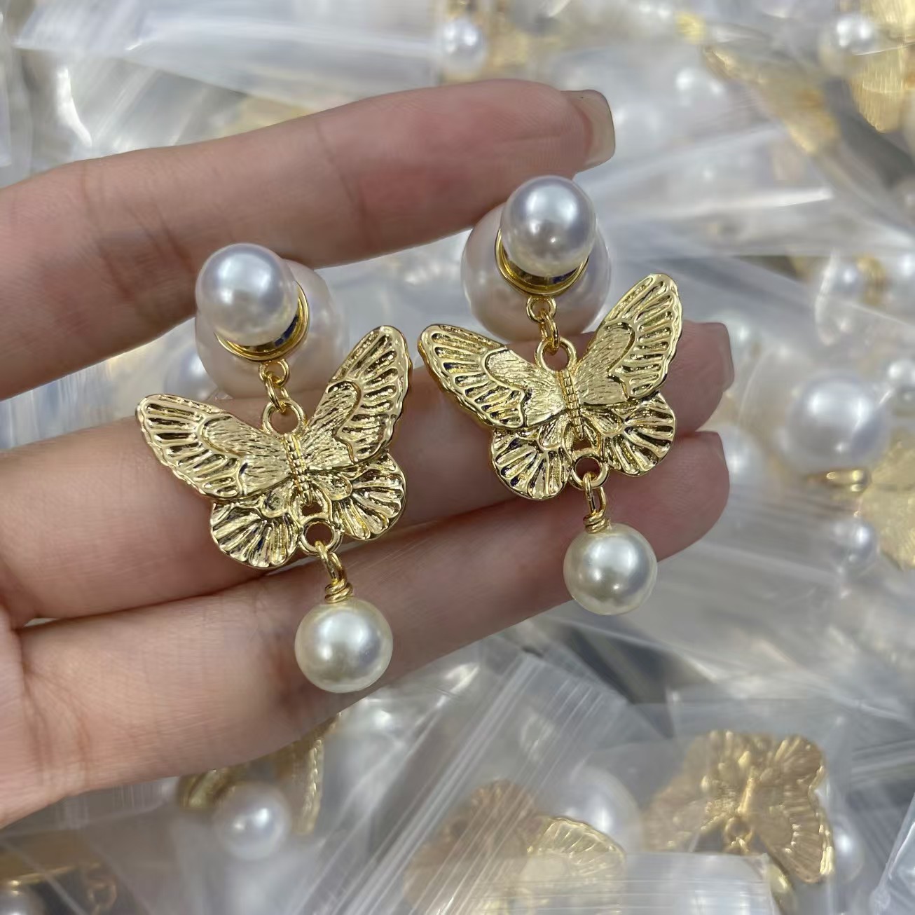 replica Dior Butterfly with Pearl Earrings - H Lin Jewelry